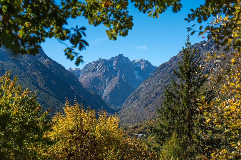 Vue sur la vallée d'Entre-les-aygues depuis la casse